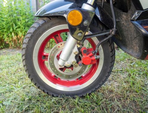Read the tyre codes on a motorbike. How is it done?